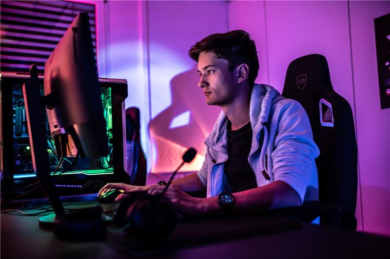 Twitch_ The Record-breaking Streaming Platform – Influence4You